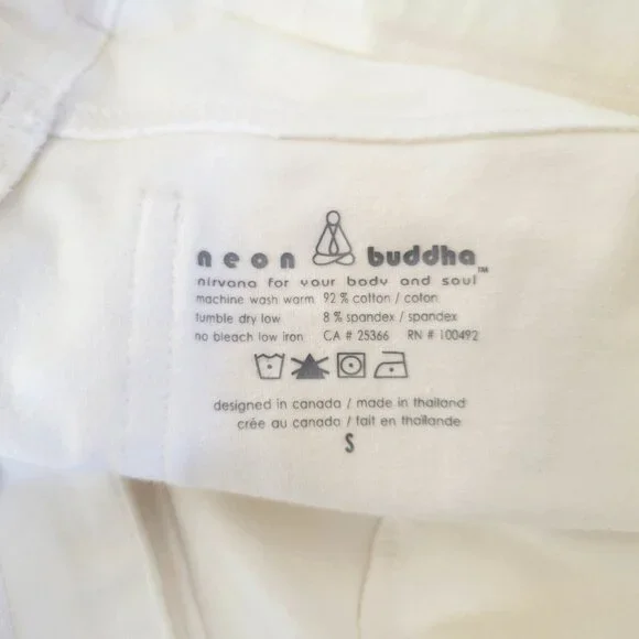 Neon Buddha White Pull-On Tapered Leg Jeans Style Pants - Picture 5 of 5